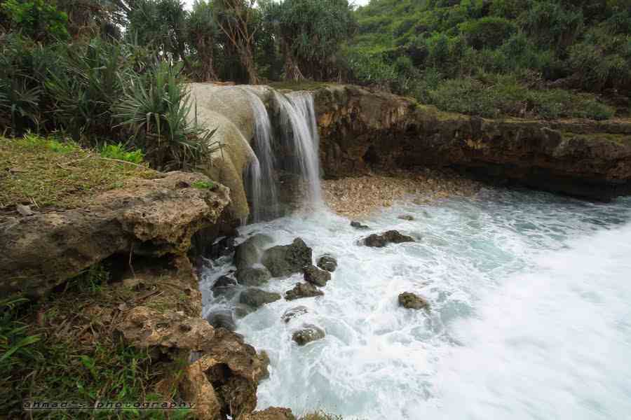 Objek Wisata Air Terjun Jogan